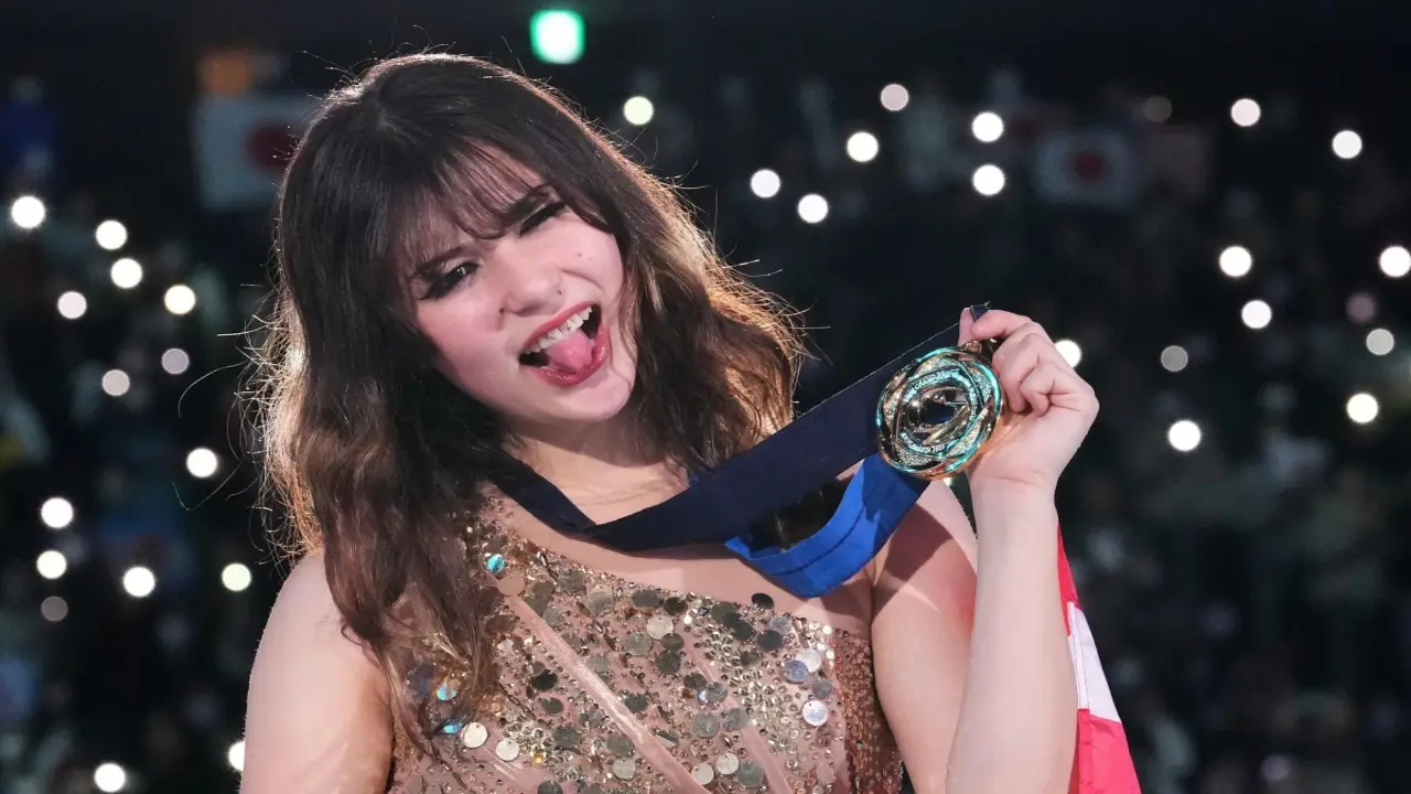 'Thiên thần băng' Alysa Liu: Người thương của nước Mỹ